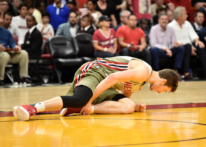 Nov 10, 2016; Miami, FL, USA; Miami Heat guard Goran Dragic (7) is injured during the second half against the Chicago Bulls at American Airlines Arena. The Bulls won 98-95. Mandatory Credit: Steve Mitchell-USA TODAY Sports