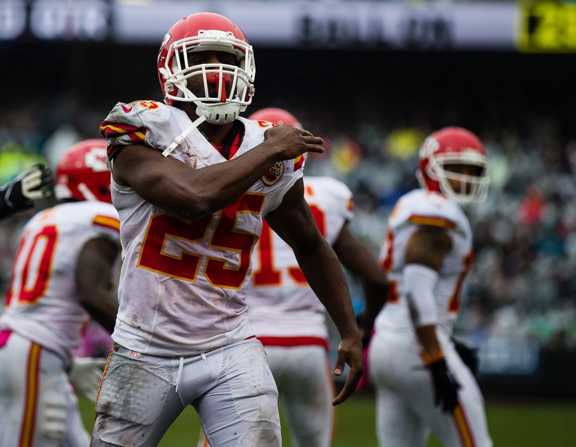 Oct 16, 2016; Oakland, CA, USA; Kansas City Chiefs running back Jamaal Charles (25) celebrates scoring a touchdown against the Oakland Raiders during the second quarter at Oakland Coliseum. Mandatory Credit: Kelley L Cox-USA TODAY Sports