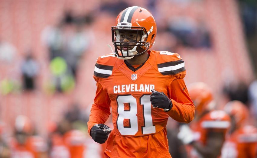 Oct 30, 2016; Cleveland, OH, USA; Cleveland Browns wide receiver Rashard Higgins (81) warms up before a game against the New York Jets at FirstEnergy Stadium. Mandatory Credit: Scott R. Galvin-USA TODAY Sports