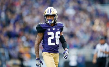 Oct 22, 2016; Seattle, WA, USA; Washington Huskies defensive back Sidney Jones (26) in action against the Oregon State Beavers during the first quarter at Husky Stadium. Washington won 41-17. Mandatory Credit: Jennifer Buchanan-USA TODAY Sports