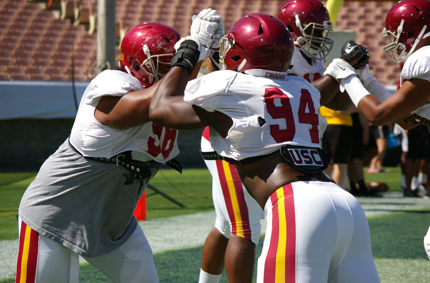USC defensive lineman Rasheem Green during practice at the LA Coliseum. (Alicia de Artola/Reign of Troy)