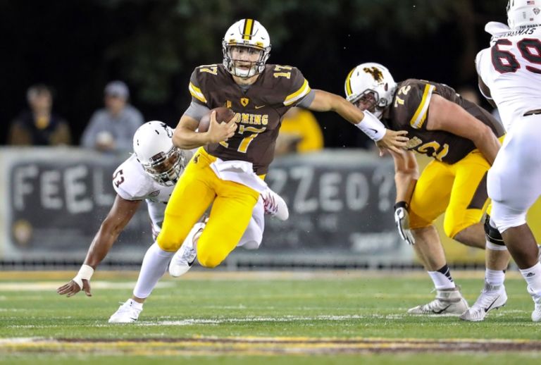 Nebraska Football vs Wyoming First Half Recap