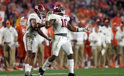 Jan 11, 2016; Glendale, AZ, USA; Alabama Crimson Tide linebacker Reuben Foster (10) celebrates after a play during the second quarter against the Clemson Tigers in the 2016 CFP National Championship at University of Phoenix Stadium. Mandatory Credit: Joe Camporeale-USA TODAY Sports