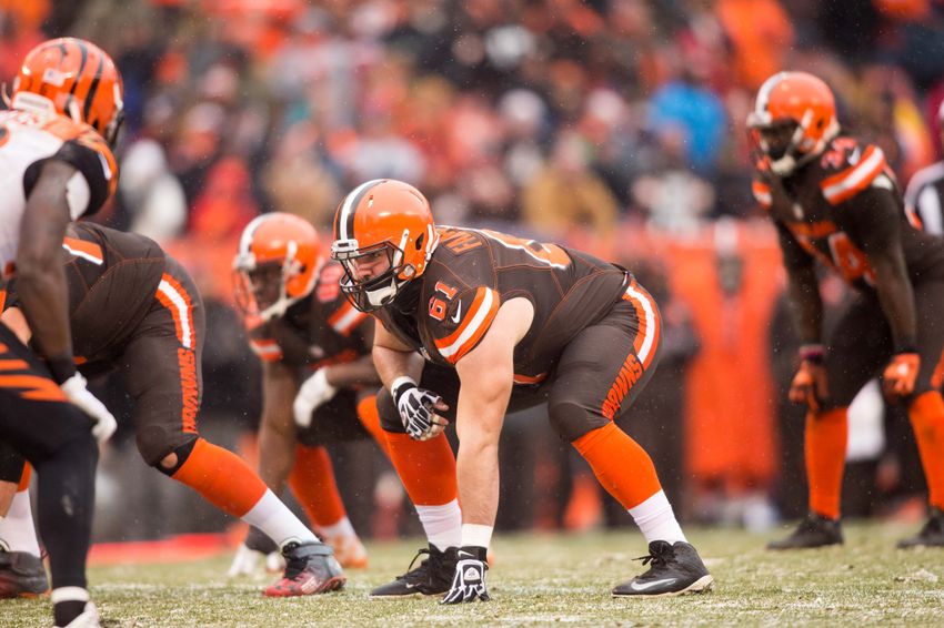 Dec 11, 2016; Cleveland, OH, USA; Cleveland Browns outside linebacker 