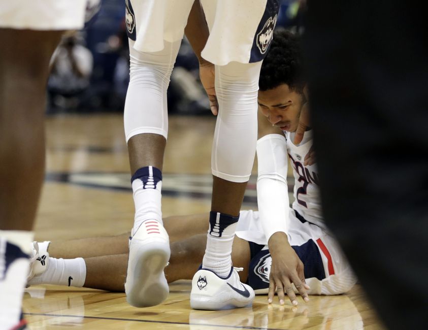 NCAA Basketball Injury Report (Chris Boucher battling ankle injury) FOX Sports