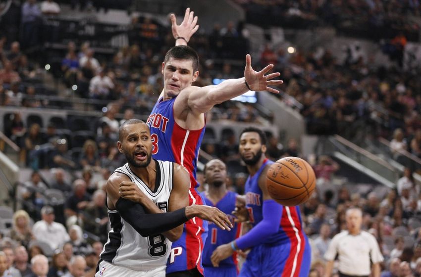 Spurs continue hot streak, top Pistons 109-99