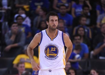 October 21, 2014; Oakland, CA, USA; Golden State Warriors guard Jason Kapono (22) during the fourth quarter against the Los Angeles Clippers at Oracle Arena. The Warriors defeated the Clippers 125-107. Mandatory Credit: Kyle Terada-USA TODAY Sports
