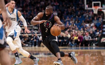 Nov 12, 2016; Minneapolis, MN, USA; Los Angeles Clippers guard Raymond Felton (2) dribbles in the second quarter against the Minnesota Timberwolves at Target Center. Mandatory Credit: Brad Rempel-USA TODAY Sports