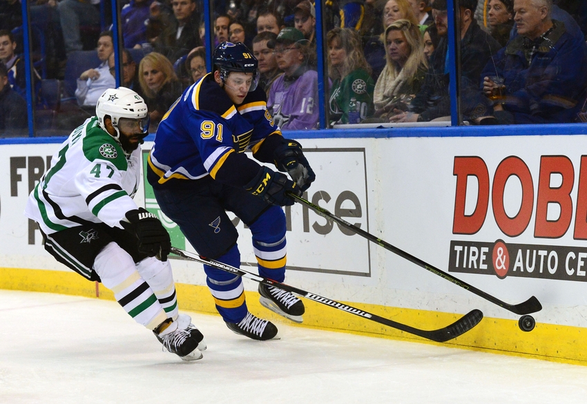 Tarasenko scores at 3:24 of OT to lift Blues past Stars