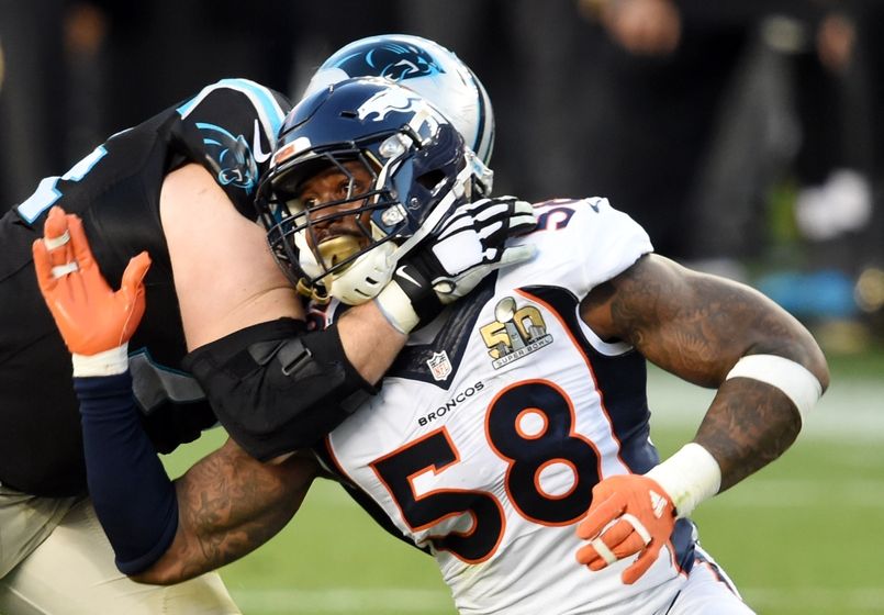 mike-remmers-von-miller-nfl-super-bowl-5