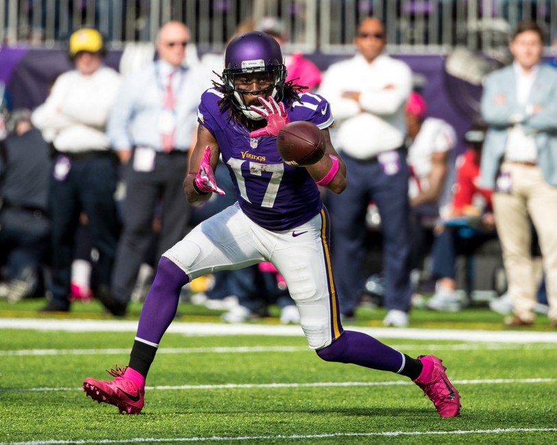 Mandatory Credit: Brace Hemmelgarn-USA TODAY Sports