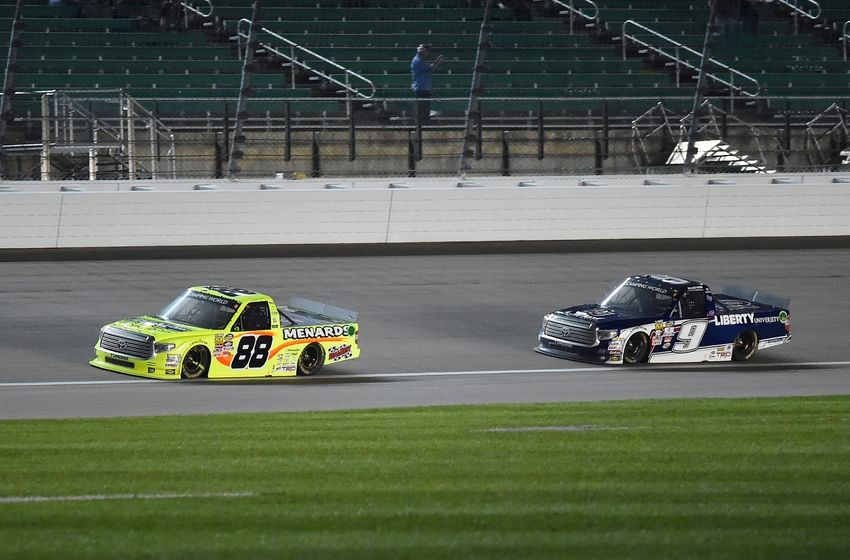 May 6, 2016; Kansas City, KS, USA; NASCAR Camping World Truck Series driver Matt Crafton (88) leads William Byron (9) during the Toyota Tundra 250 at Kansas Speedway. Mandatory Credit: Jasen Vinlove-USA TODAY Sports