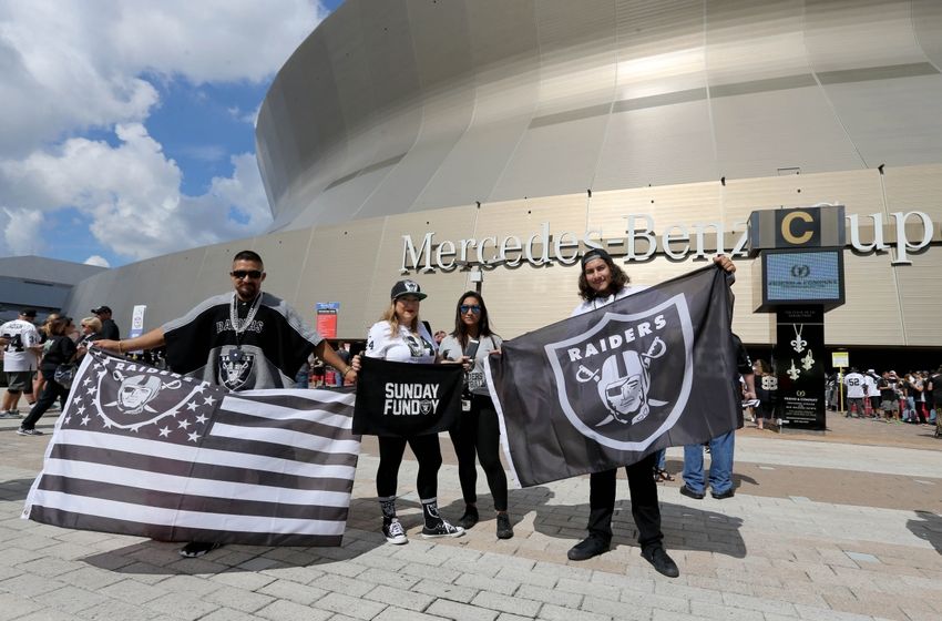 Sep 11, 2016; New Orleans, LA, USA; Oakland Raiders fans pose for a photo prior to the Raiders