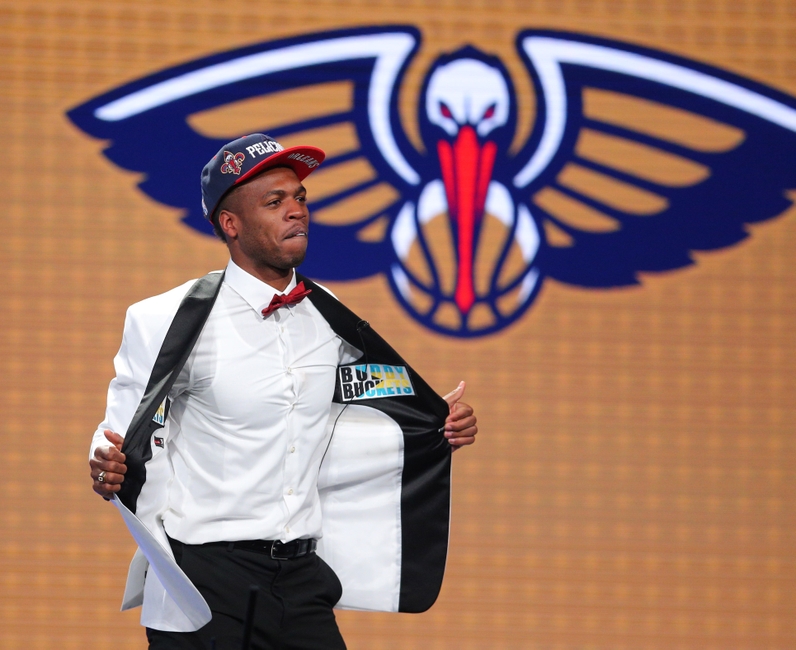 buddy hield pelicans ile ilgili görsel sonucu