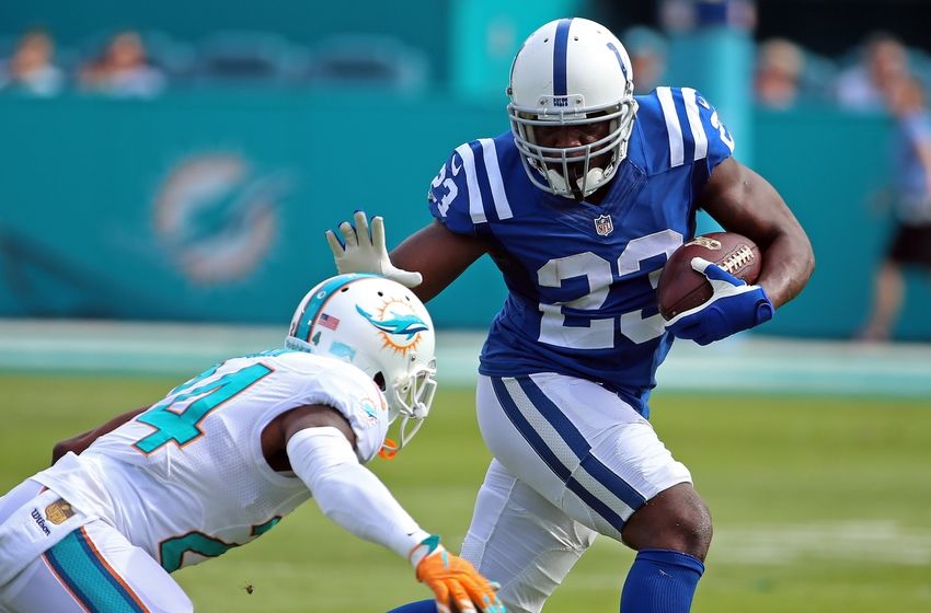 brent-grimes-frank-gore-nfl-indianapolis-colts-miami-dolphins-850x560.jpg