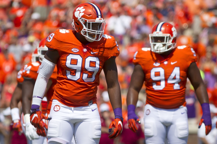 9530745-clelin-ferrell-ncaa-football-tro