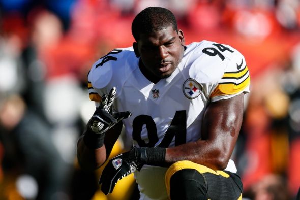 Jan 17, 2016; Denver, CO, USA; Pittsburgh Steelers inside linebacker Lawrence Timmons (94) prior to the game against the Denver Broncos in an AFC Divisional round playoff game at Sports Authority Field at Mile High. Mandatory Credit: Isaiah J. Downing-USA TODAY Sports