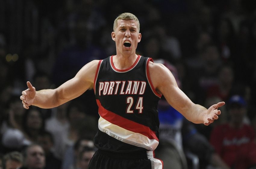 Den 34-år gammal 208 cm lång Mason Plumlee i 2024