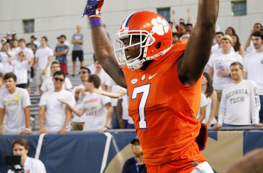 Sep 22, 2016; Atlanta, GA, USA; Clemson Tigers wide receiver Mike Williams (7) celebrates after a touchdown catch against the Georgia Tech Yellow Jackets in the first quarter at Bobby Dodd Stadium. Mandatory Credit: Brett Davis-USA TODAY Sports
