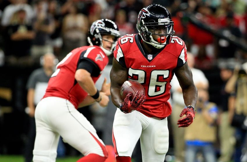 Sep 26, 2016; New Orleans, LA, USA; Atlanta Falcons running back Tevin Coleman (26) runs against the New Orleans Saints during the first quarter of a game at the Mercedes-Benz Superdome. Mandatory Credit: Derick E. Hingle-USA TODAY Sports