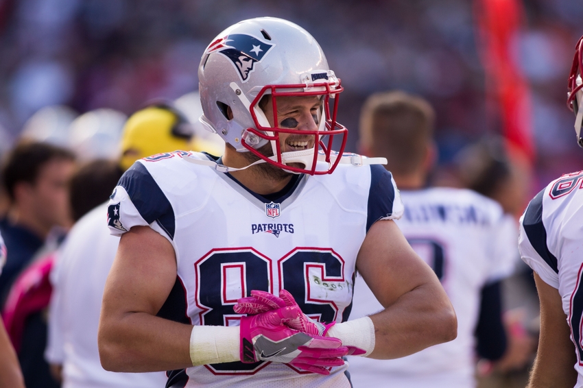 Oct 9, 2016; Cleveland, OH, USA; New England Patriots tight end A.J. Derby (86) during the third quarter against the Cleveland Browns at FirstEnergy Stadium. The Patriots won 33-13. Mandatory Credit: Scott R. Galvin-USA TODAY Sports