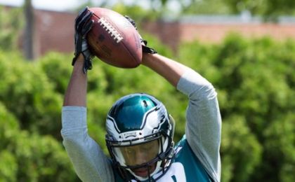 Jun 9, 2016; Philadelphia, PA, USA; Philadelphia Eagles wide receiver Rueben Randle (82) makes a catch during mini camp at NovaCare Complex. Mandatory Credit: Bill Streicher-USA TODAY Sports