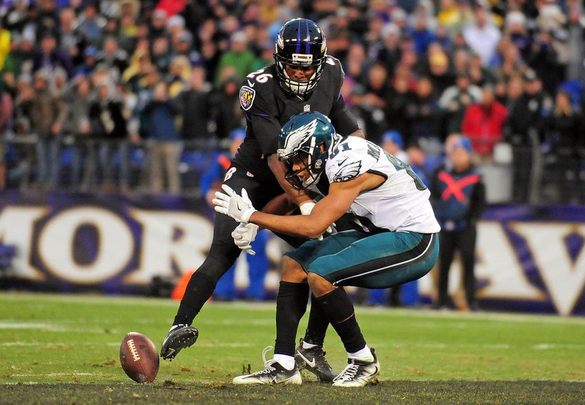 Dec 18, 2016; Baltimore, MD, USA; Philadelphia Eagles wide receiver Jordan Matthews (81) has the ball knocked away by Baltimore Ravens cornerback Jerraud Powers (26) on a two point conversion in the fourth quarter at M&T Bank Stadium. Mandatory Credit: Evan Habeeb-USA TODAY Sports