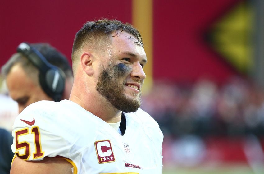 Dec 4, 2016; Glendale, AZ, USA; Washington Redskins linebacker Will Compton (51) against the Arizona Cardinals at University of Phoenix Stadium. The Cardinals defeated the Redskins 31-23. Mandatory Credit: Mark J. Rebilas-USA TODAY Sports