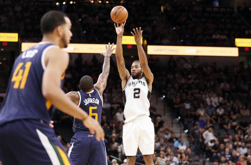 Nov 1, 2016; San Antonio, TX, USA; San Antonio Spurs small forward Kawhi Leonard (2) shoots the ball over Utah Jazz small forward Joe Johnson (6) during the second half at AT&T Center. The Jazz won 106-91. Mandatory Credit: Soobum Im-USA TODAY Sports