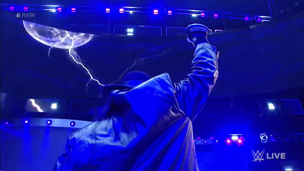 Undertaker Returns, Enters 2017 WWE Royal Rumble Match (Video)