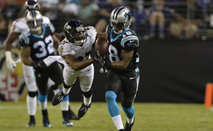 Aug 11, 2016; Baltimore, MD, USA; Carolina Panthers wide receiver Damiere Byrd (18) makes catch in front of Baltimore Ravens cornerback Sheldon Price (27) during the second half at M&T Bank Stadium. Mandatory Credit: Tommy Gilligan-USA TODAY Sports