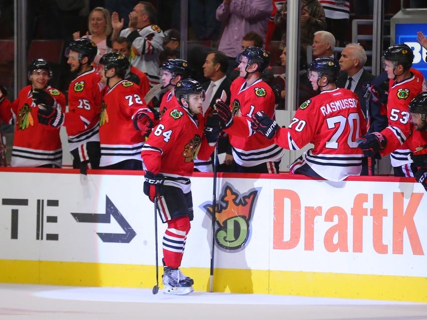 Chicago Blackhawks Morning Links- Who's Staying