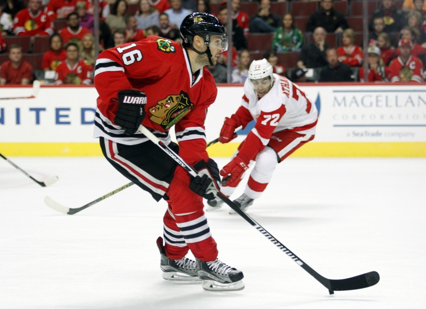 Chicago Blackhawks Lucky Chicago Cubs Have City's Attention