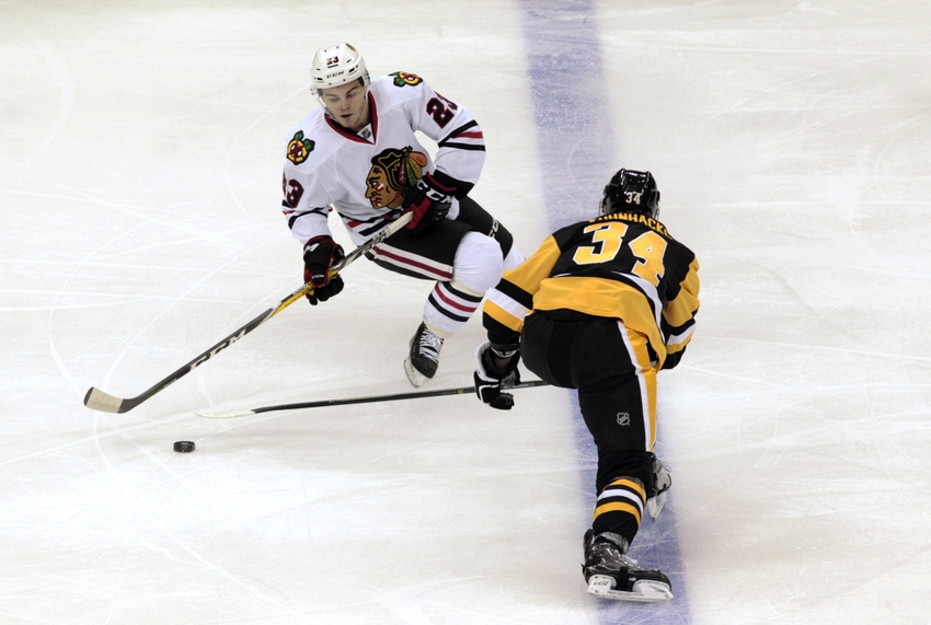 Chicago Blackhawks' Alex DeBrincat Signs Entry-Level Deal