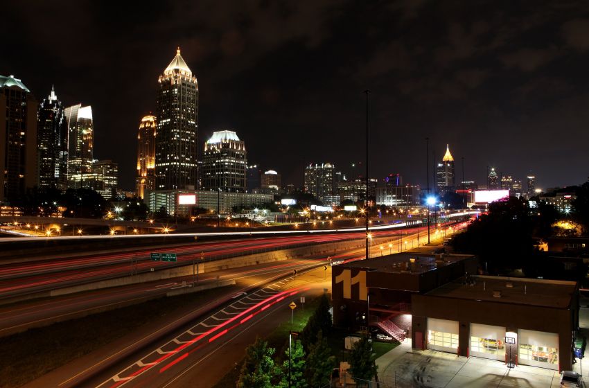 Georgia governor to veto anti-gay bill after business outcry