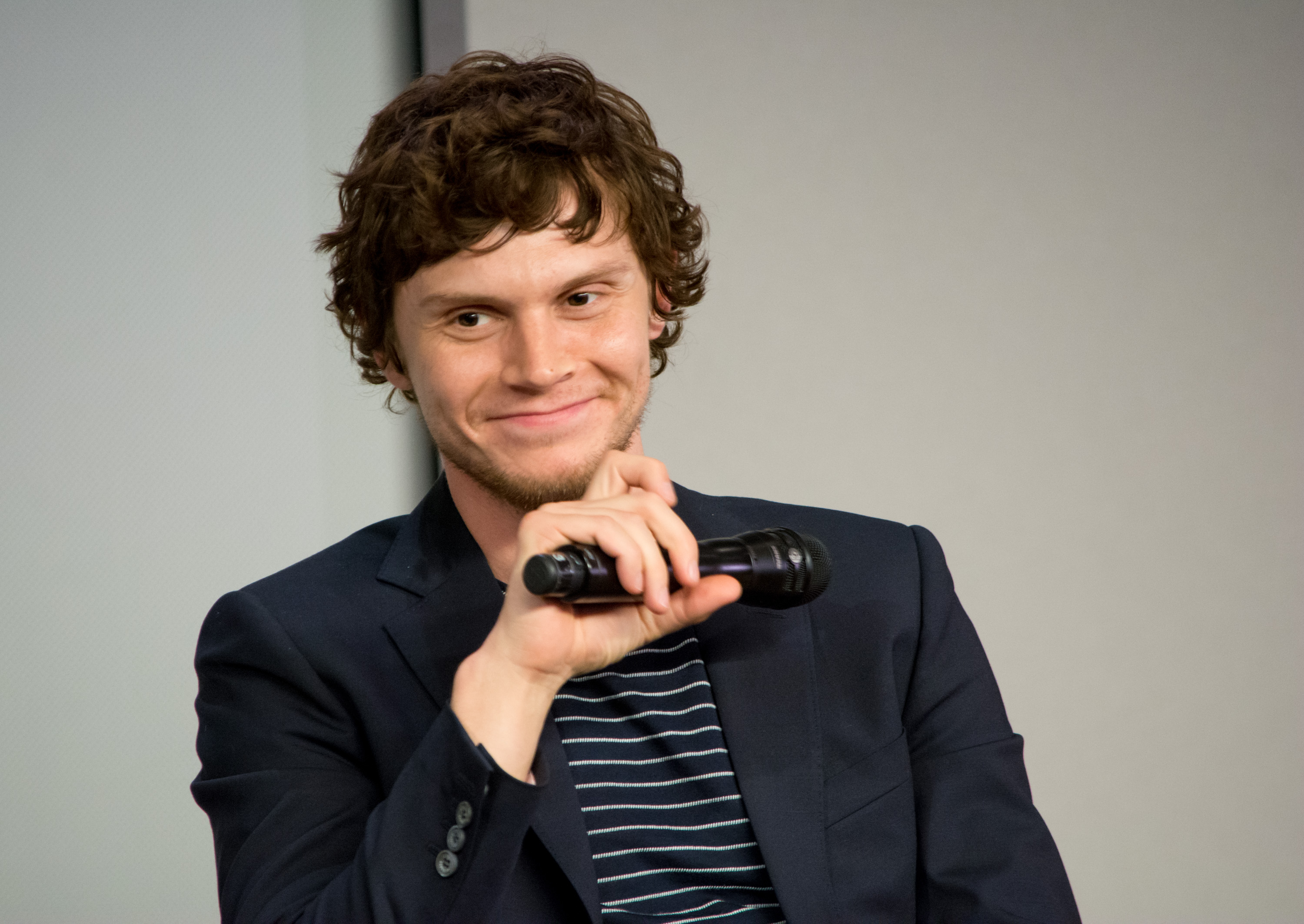 Every Evan Peters Character on American Horror Story3000 x 2125