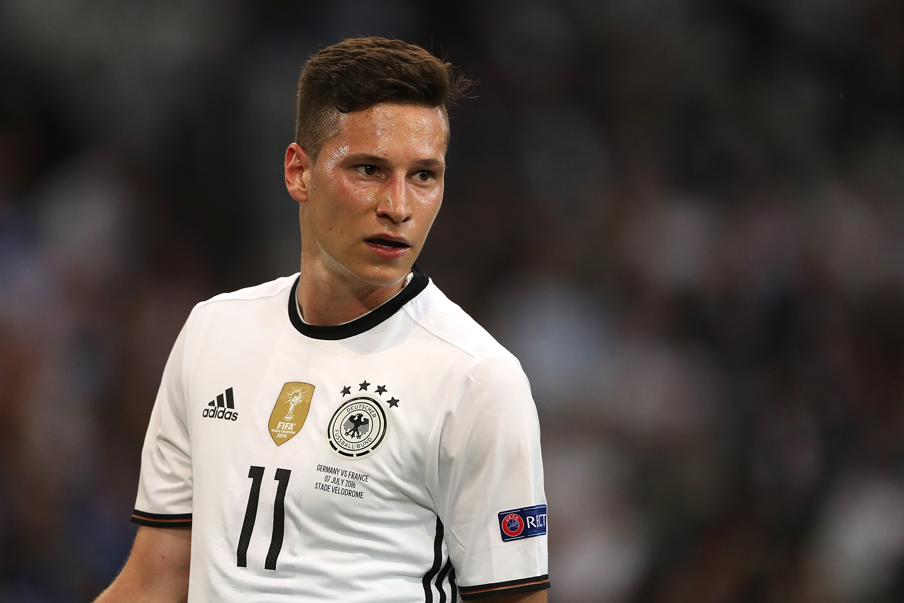 julian draxler joining psg from wolfsburg gamestop open christmas