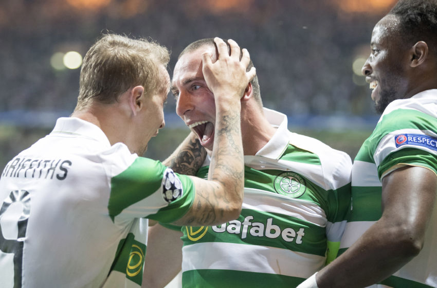 GLASGOW, SCOTLAND - AUGUST 17: Scott Brown of Celtic celebrates his goal( Celtic's 5th) with Leigh Griffiths during the UEFA Champions League, Qualifying Play-Off 1st Leg between Celtic and Hapoel Be'er Sheva at Celtic Park on August 17, 2016 in Glasgow, Scotland. (Photo by Steve Welsh/Getty Images)
