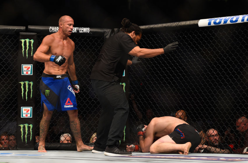 592611794-ufc-202-story-v-cerrone-850x560.jpg