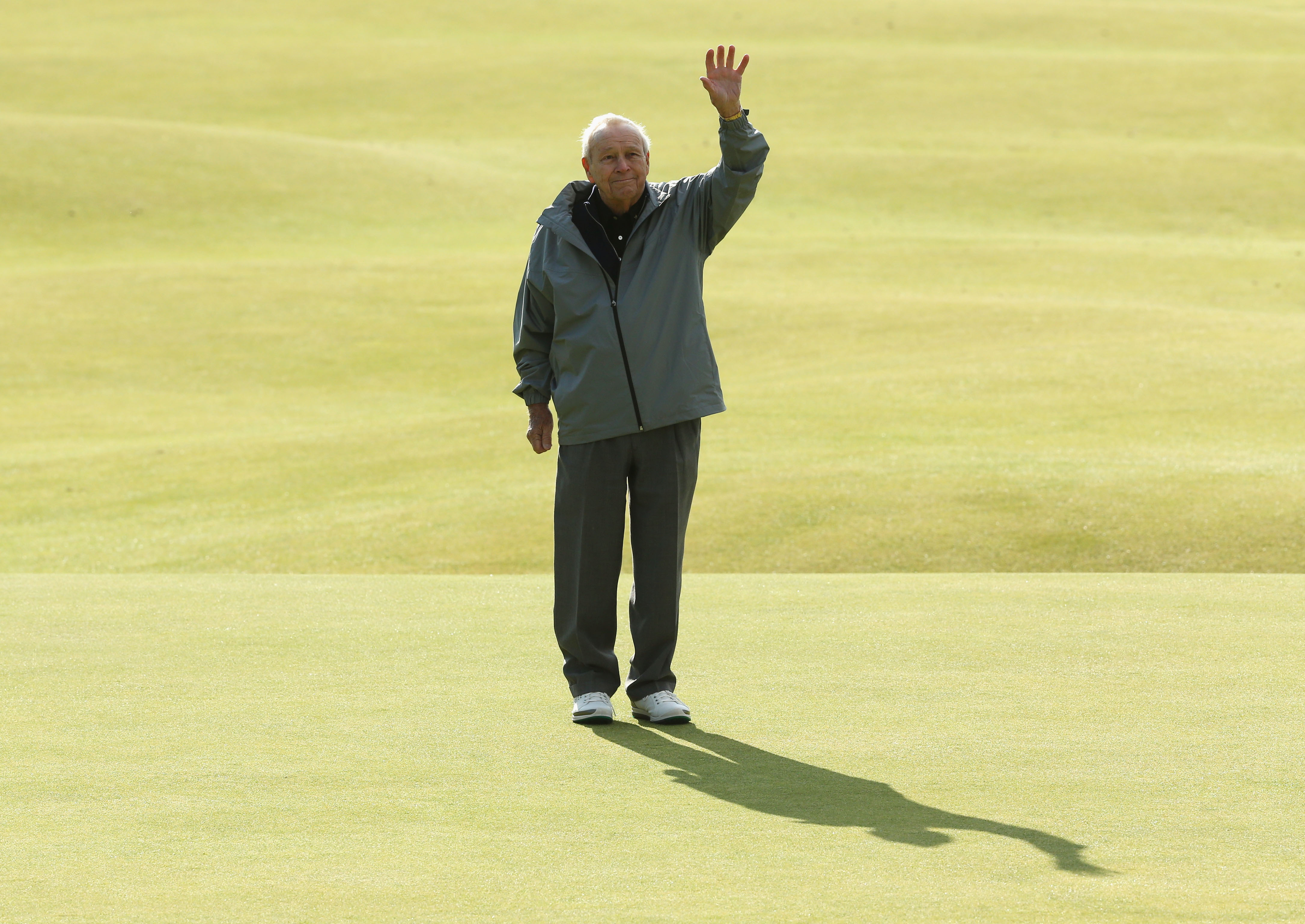 Golf legend and icon Arnold Palmer dies at 87