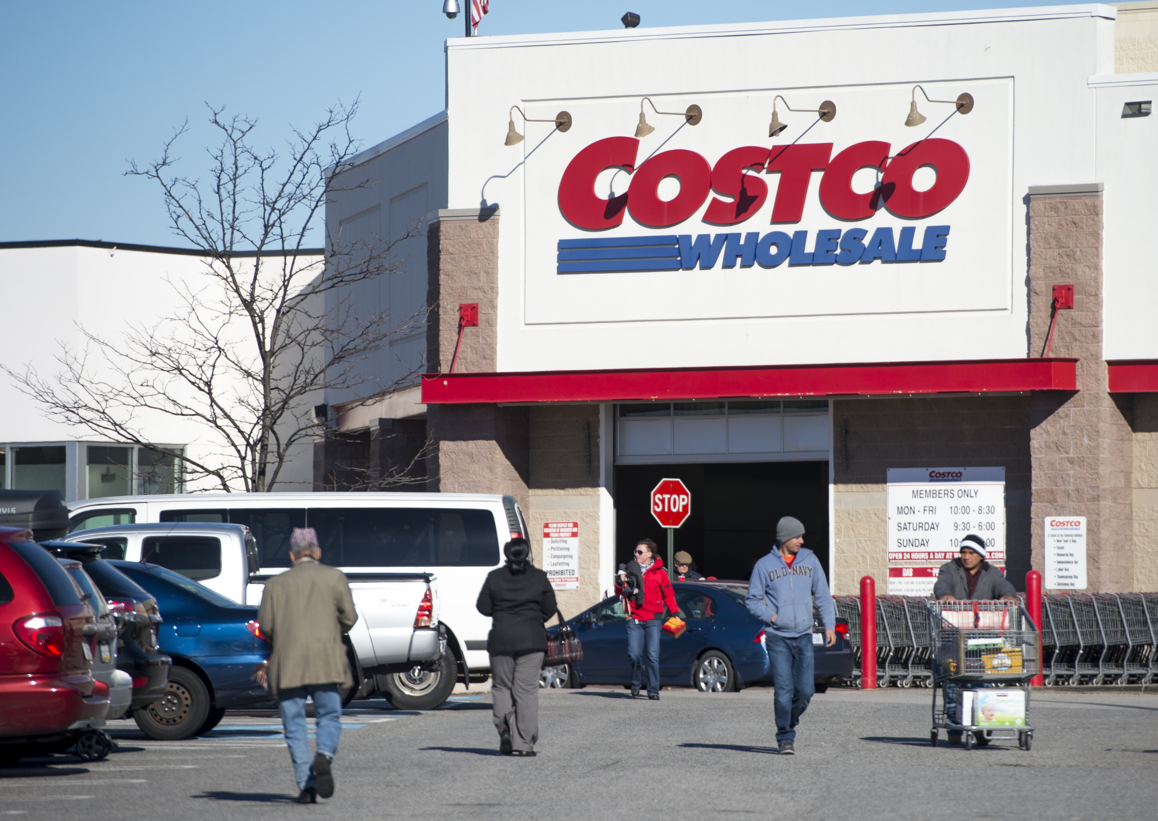 Is Costco open on Memorial Day?