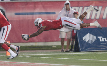 November 7, 2015: South Alabama Jaguars tight end Gerald Everett (12) dives into the endzone during the Idaho Vandals at South Alabama Jaguars game at Ladd-Peebles Stadium, Mobile, AL. (Photo by Bobby McDuffie/Icon Sportswire) (Photo by Bobby McDuffie/Icon Sportswire/Corbis via Getty Images)