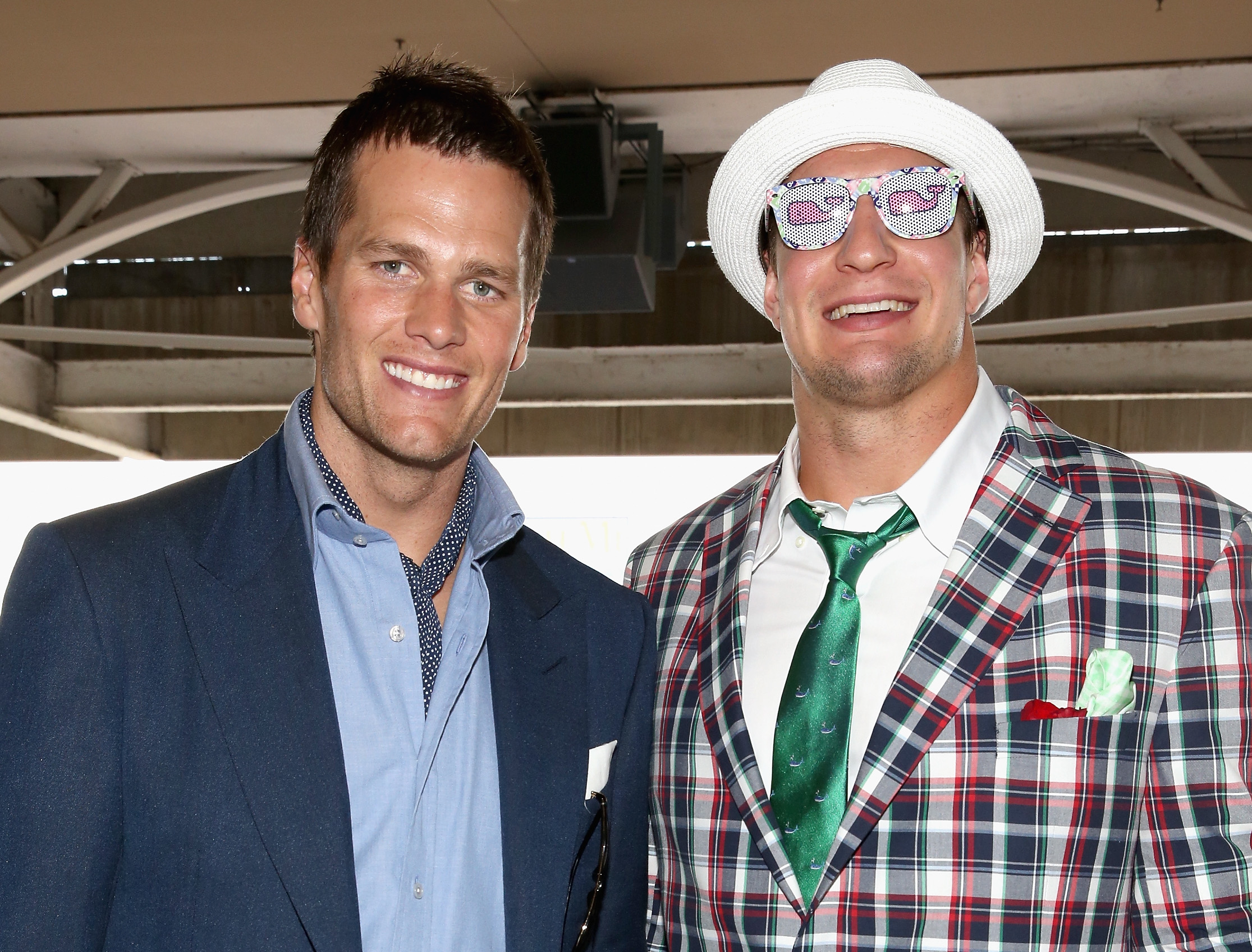 Tom Brady, Patriots hang out at 2017 Kentucky Derby (Photo)