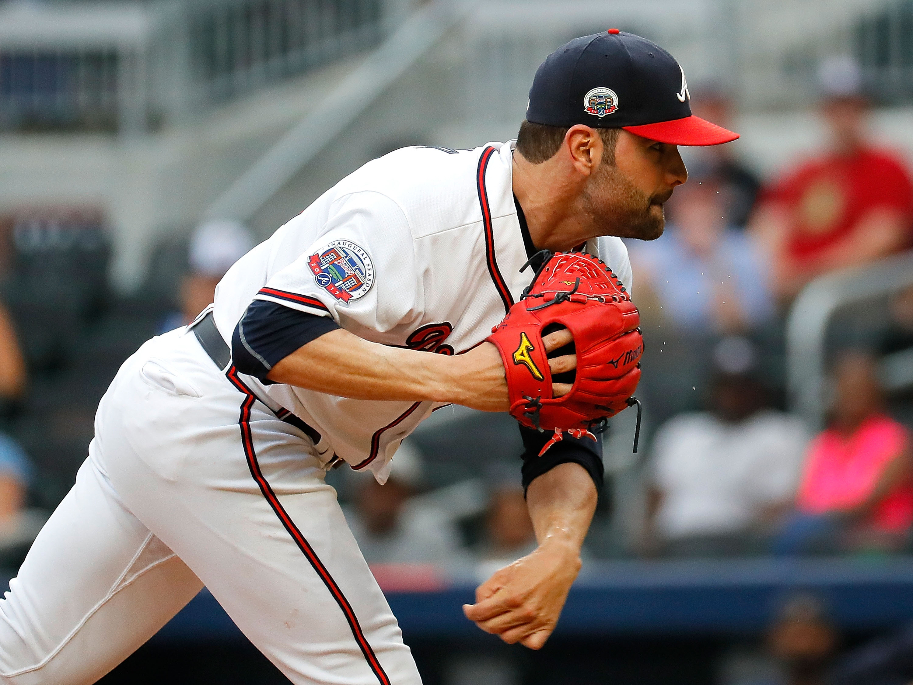 Twins to acquire P Garcia from Braves