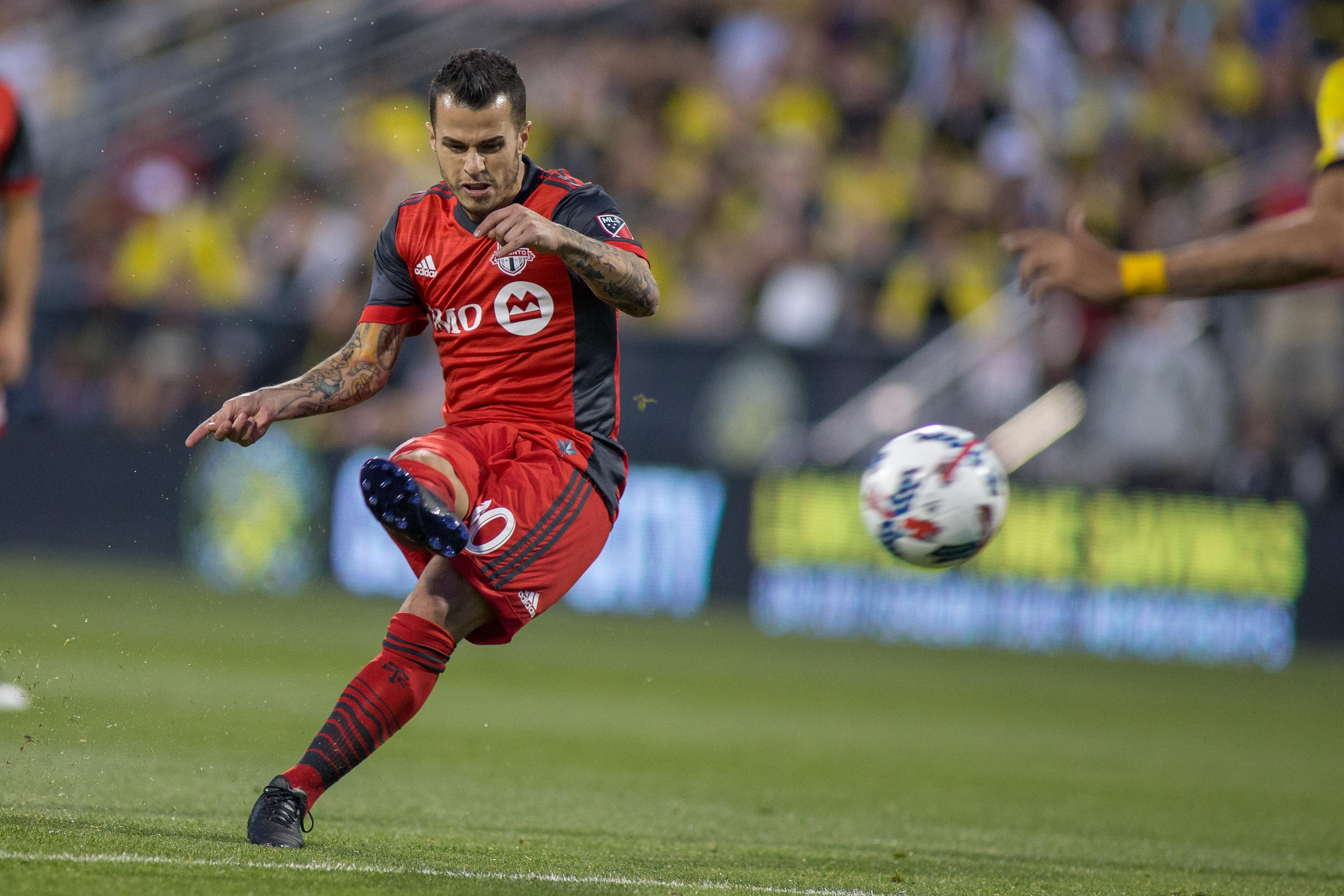 Toronto FC tops Chicago Fire 3-1