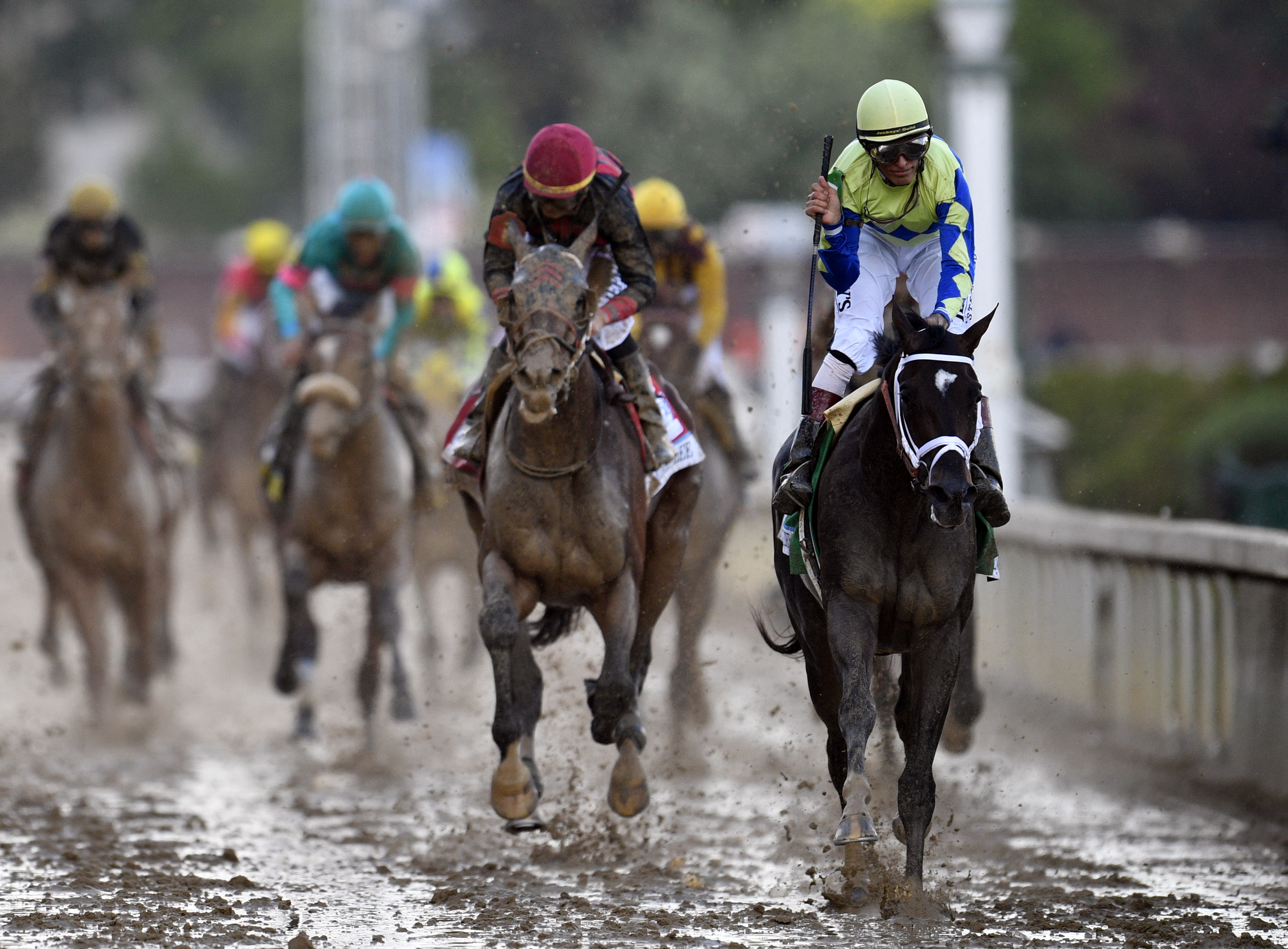 Derby / After Justifying the Hype, Can Justify Win Kentucky Derby