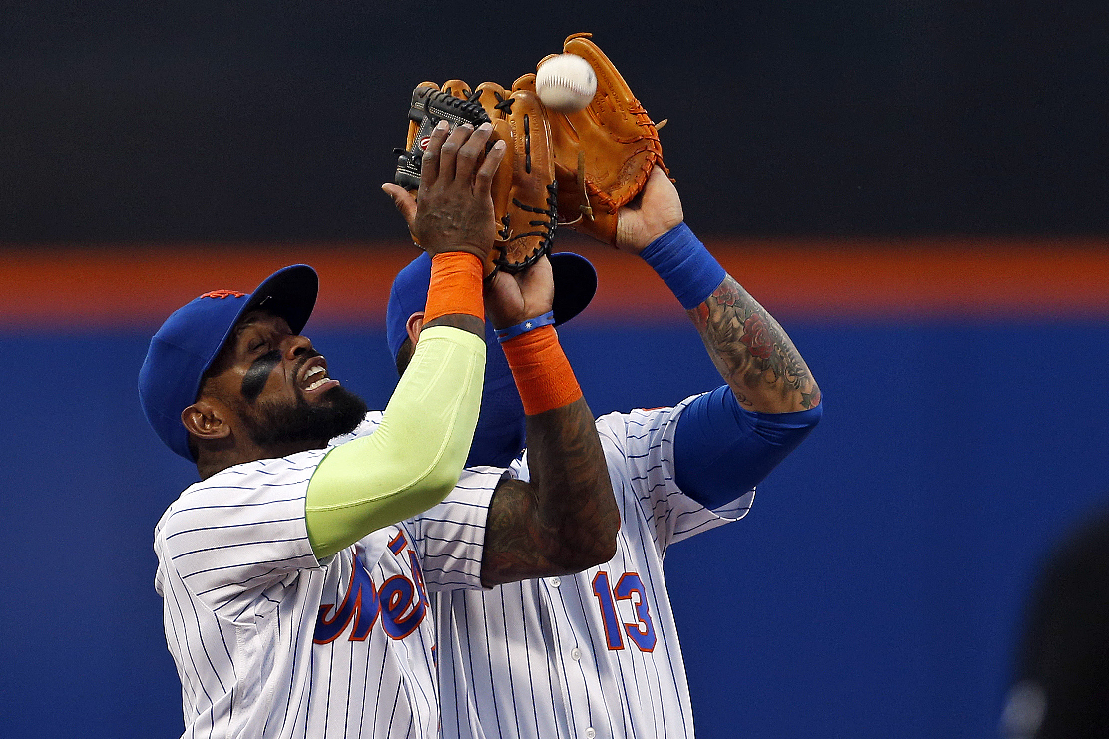 Harper hits hard home run, propels Nationals over Mets 8-3