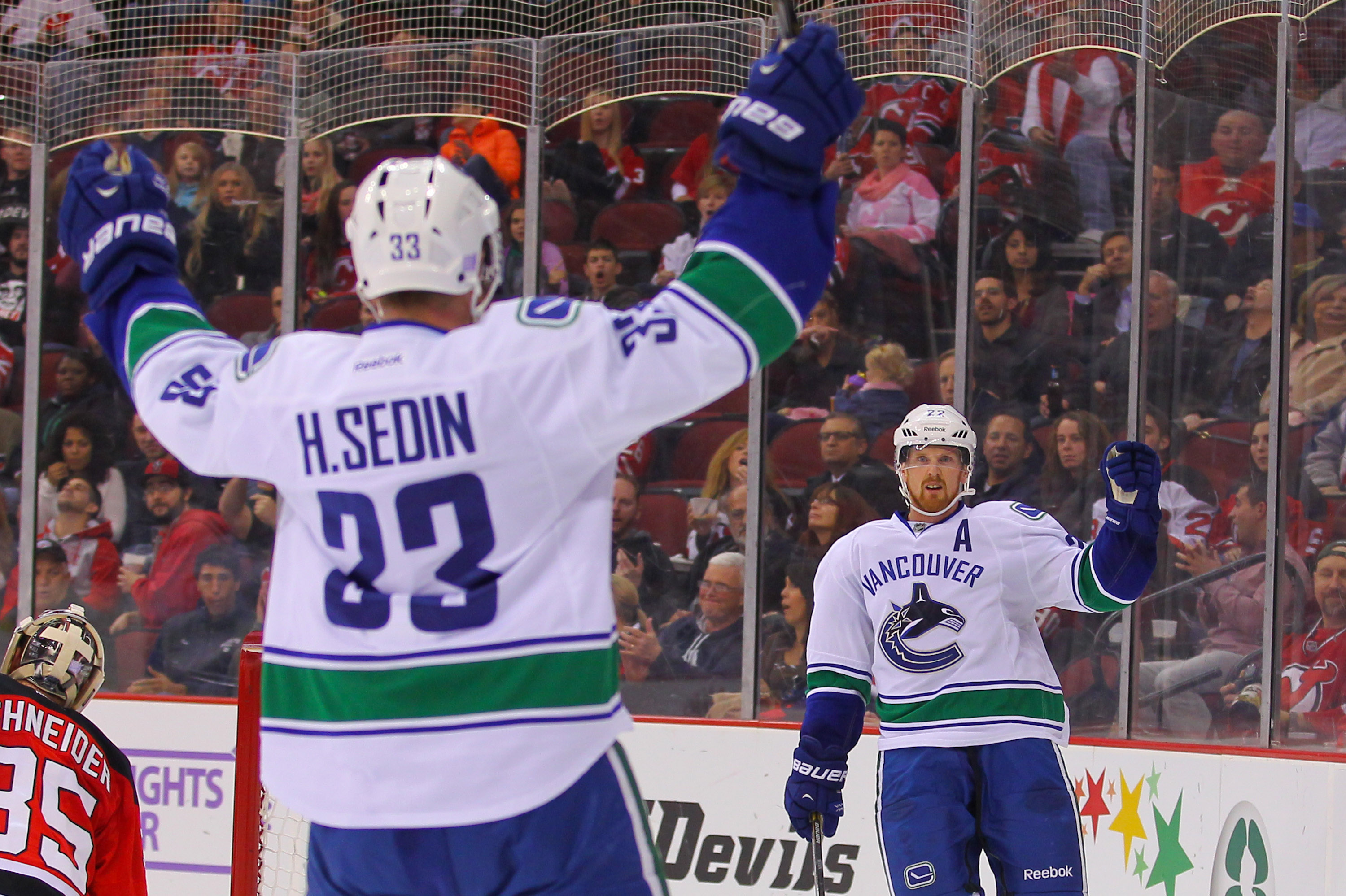 Vancouver Canucks Sedins Should Play On 2nd Line In 2017 18