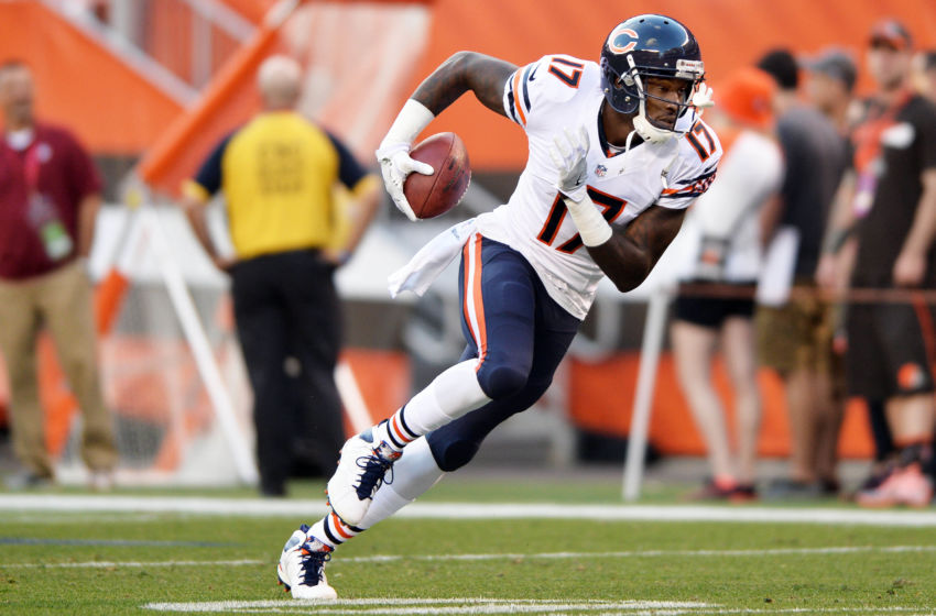 Sep 1, 2016; Cleveland, OH, USA; Chicago Bears wide receiver Alshon Jeffery (17) warms up before the game between the Cleveland Browns and the Chicago Bears at FirstEnergy Stadium. Mandatory Credit: Ken Blaze-USA TODAY Sports