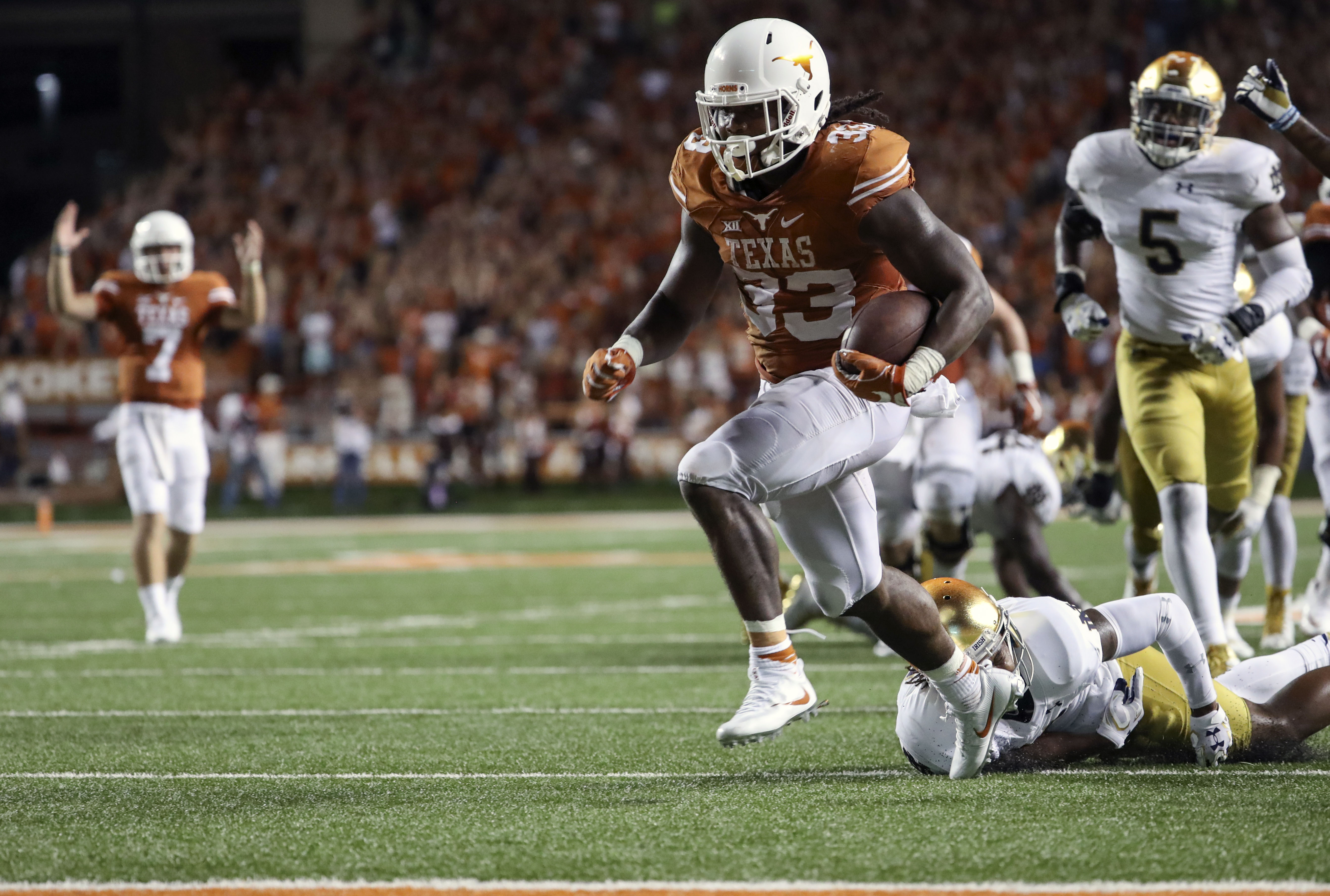 Sep 4, 2016; Austin, TX, USA; Texas Longhorns running back D'Onta Foreman (33) scores a touchdown during the game against the Notre Dame Fighting Irish at Darrell K Royal-Texas Memorial Stadium. Mandatory Credit: Kevin Jairaj-USA TODAY Sports